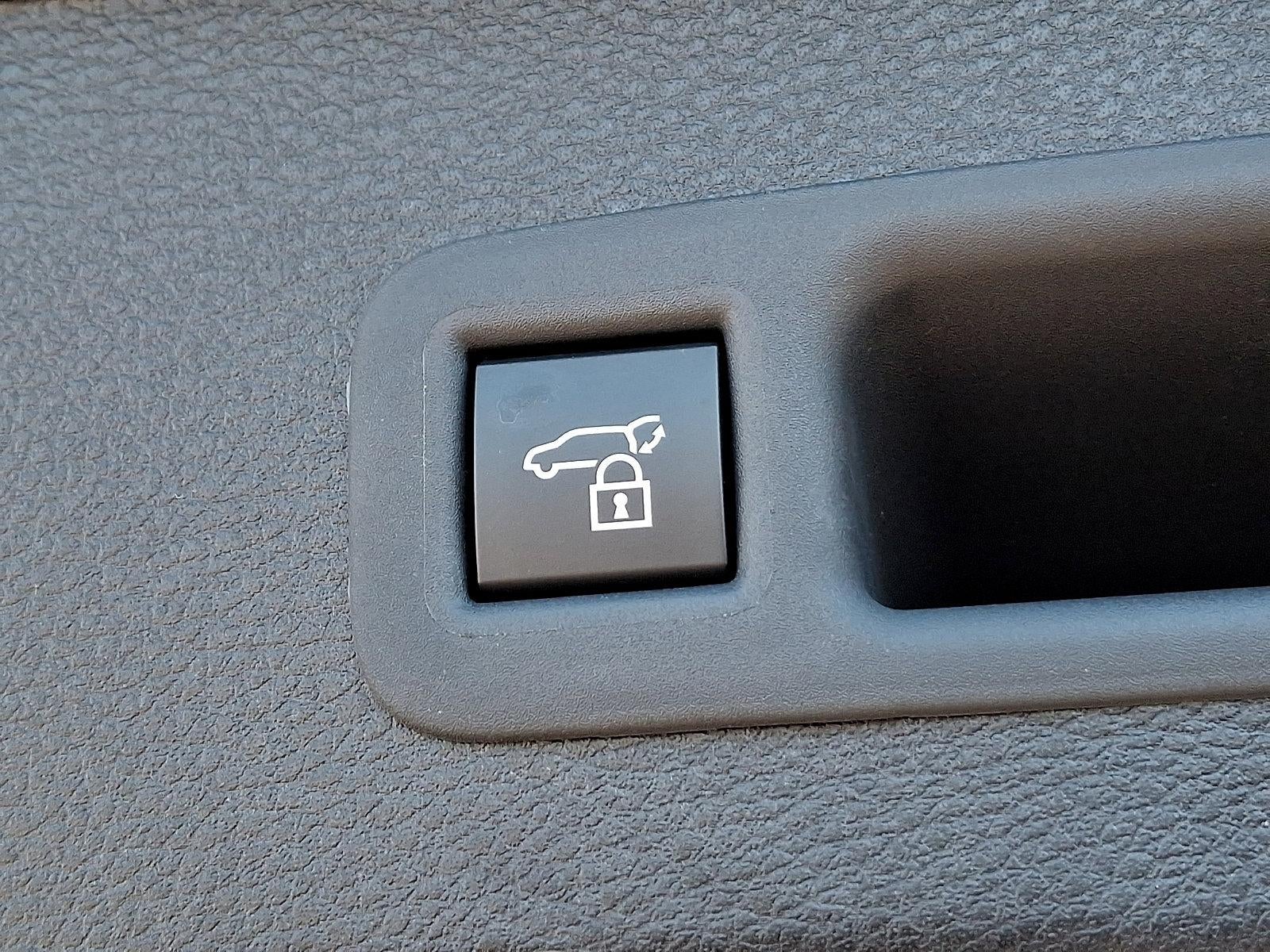 2025 Toyota Sienna XLE FWD 8-Passenger (Natl)