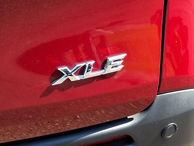 2025 Toyota Sienna XLE FWD 8-Passenger (Natl)