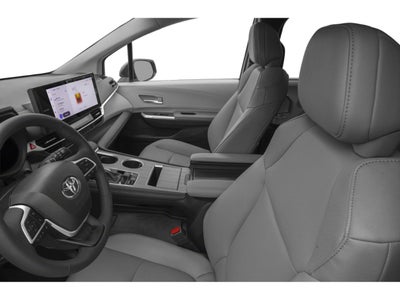 2025 Toyota Sienna XLE FWD 8-Passenger (Natl)