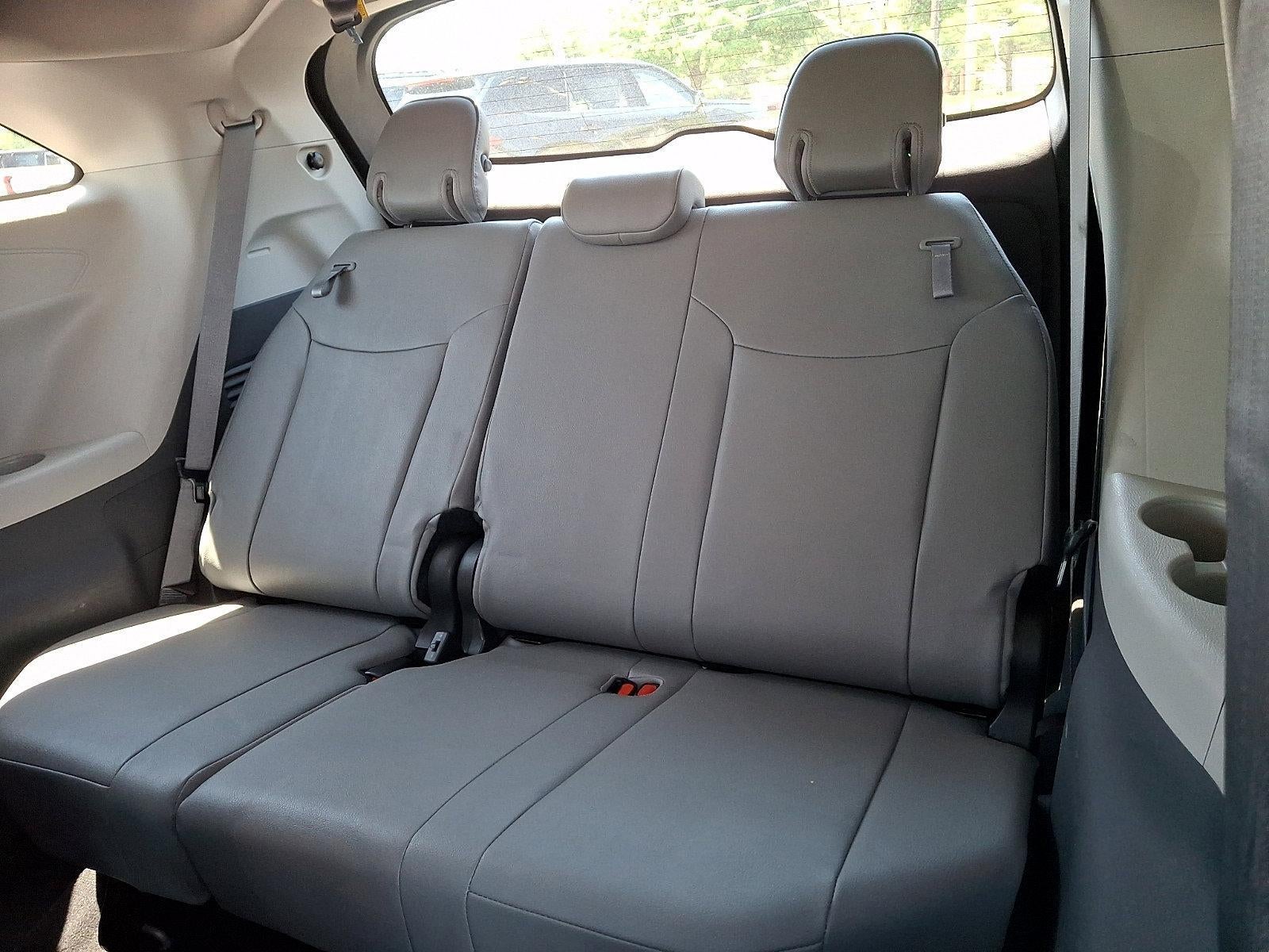 2023 Toyota Sienna XLE FWD 7-Passenger (Natl)
