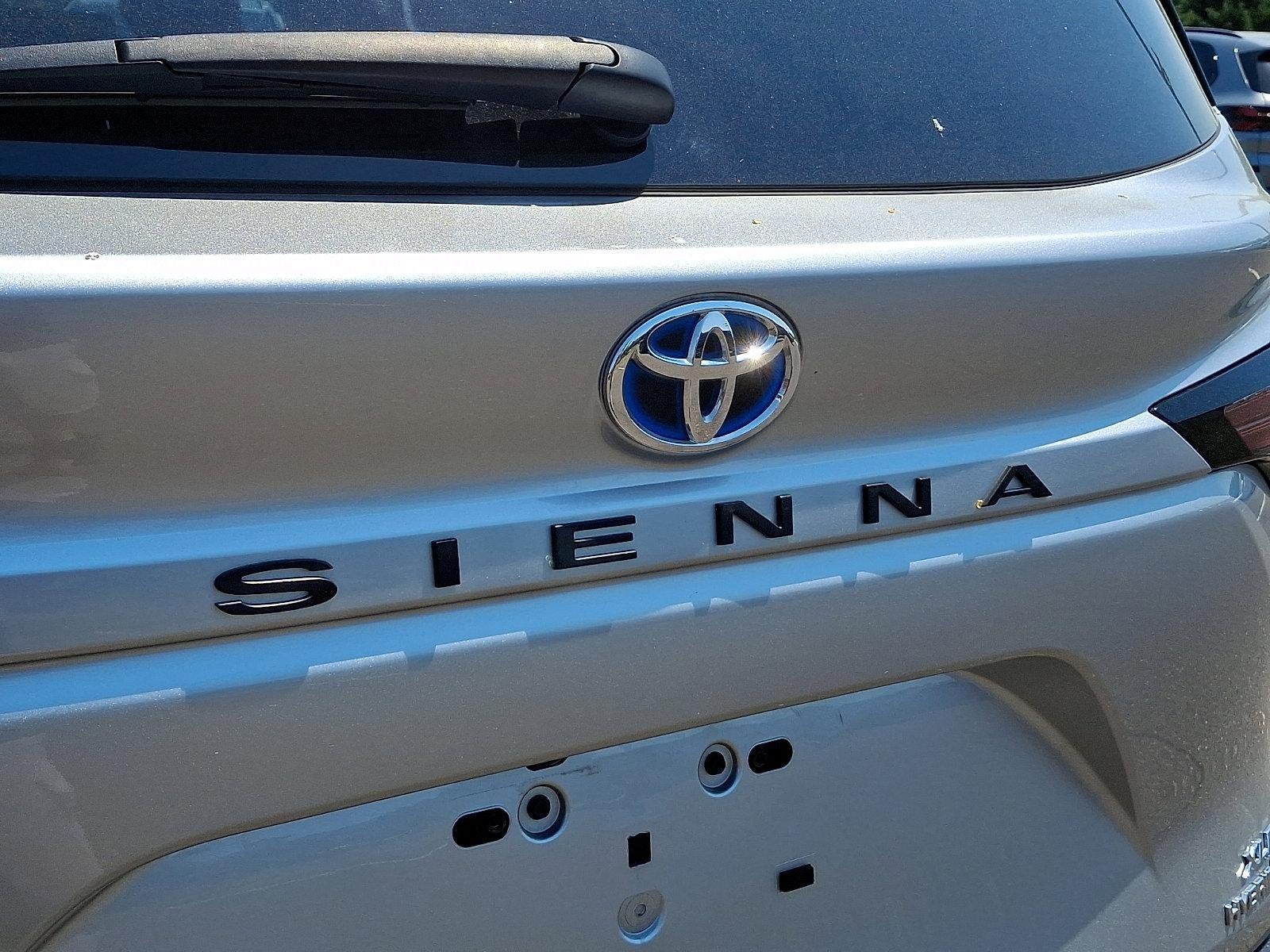 2023 Toyota Sienna XLE FWD 7-Passenger (Natl)