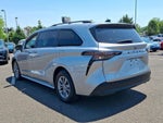 2023 Toyota Sienna XLE FWD 7-Passenger (Natl)