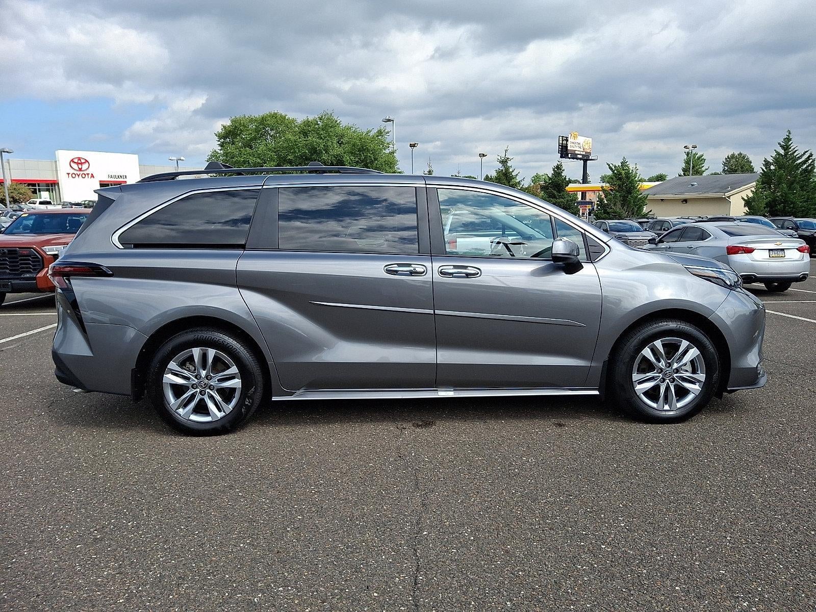 2026 Toyota Sienna XLE AWD 7-Passenger (Natl)