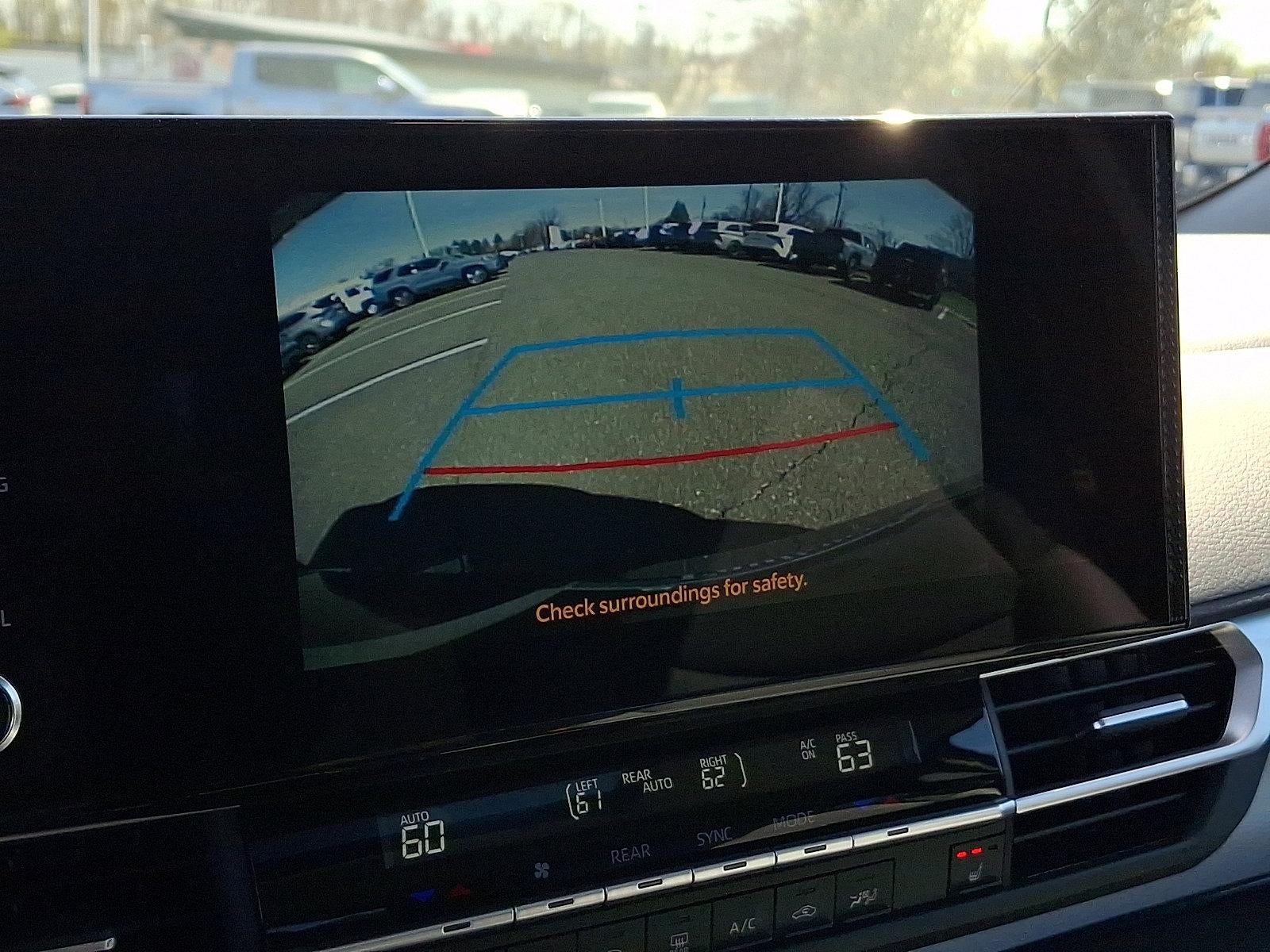 2025 Toyota Sienna XLE AWD 7-Passenger (Natl)