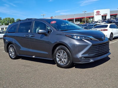 2025 Toyota Sienna XLE AWD 7-Passenger (Natl)