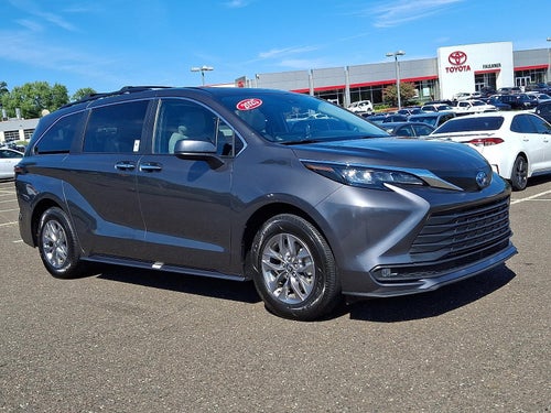 2025 Toyota Sienna XLE AWD 7-Passenger (Natl)
