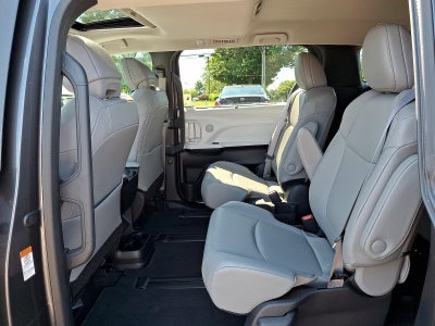 2025 Toyota Sienna XLE AWD 7-Passenger (Natl)