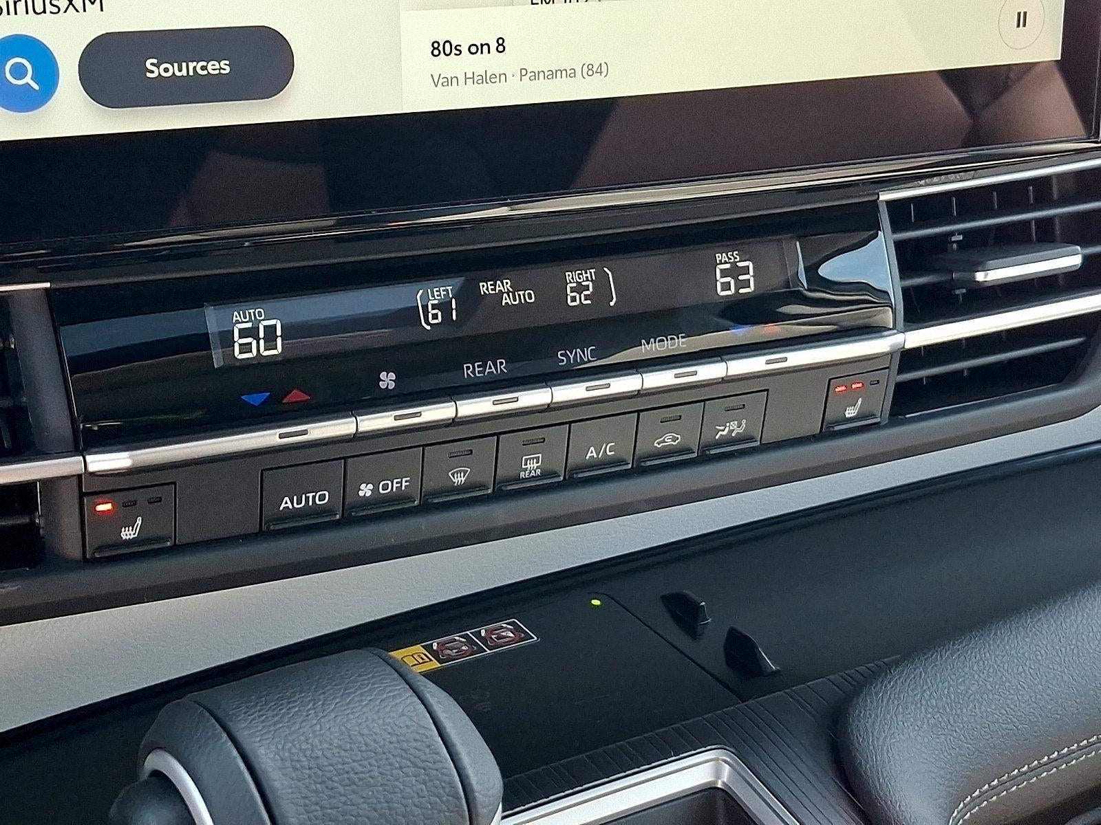 2025 Toyota Sienna XLE AWD 7-Passenger (Natl)