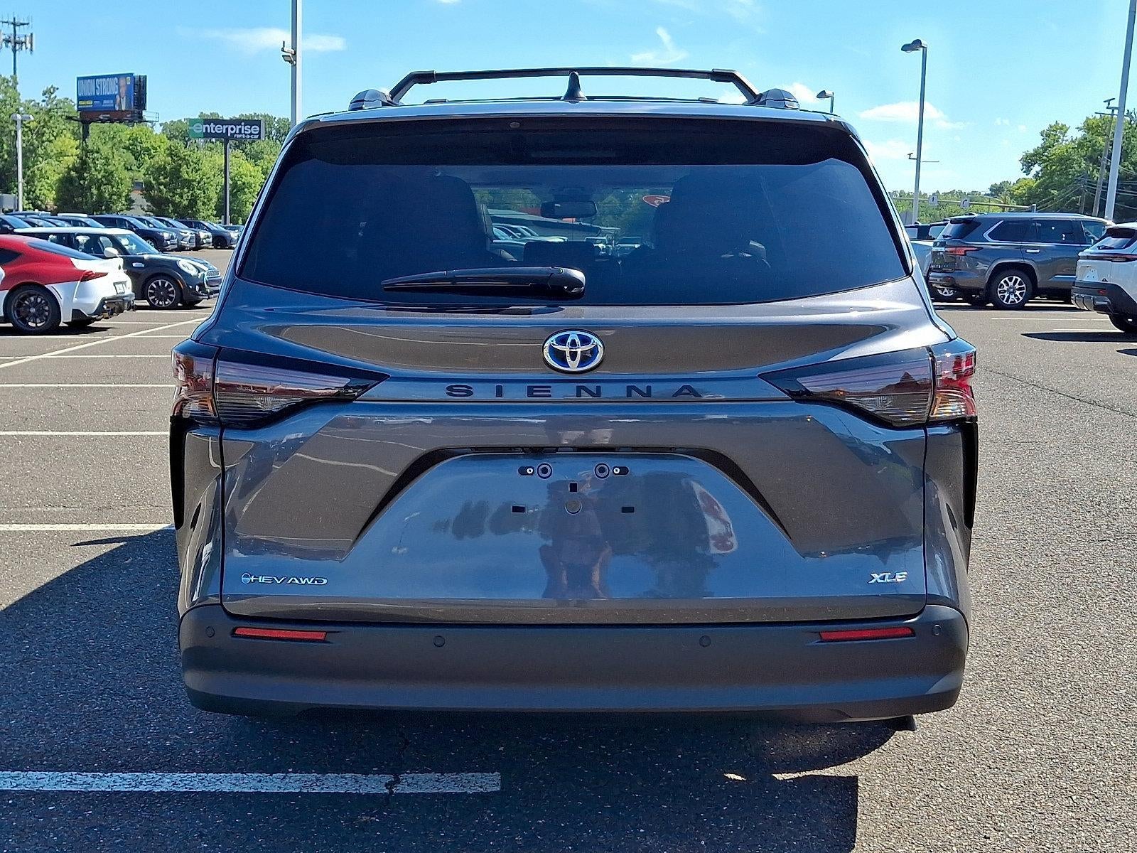 2025 Toyota Sienna XLE AWD 7-Passenger (Natl)