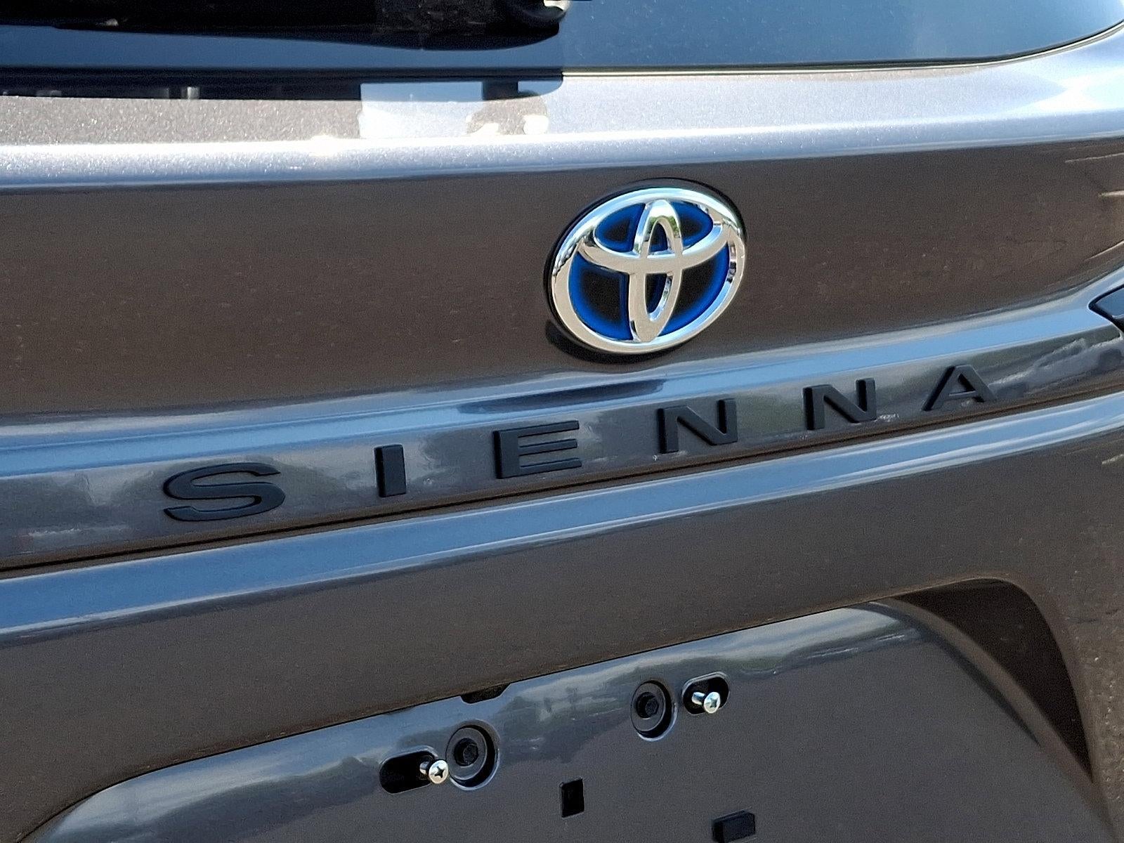 2025 Toyota Sienna XLE AWD 7-Passenger (Natl)