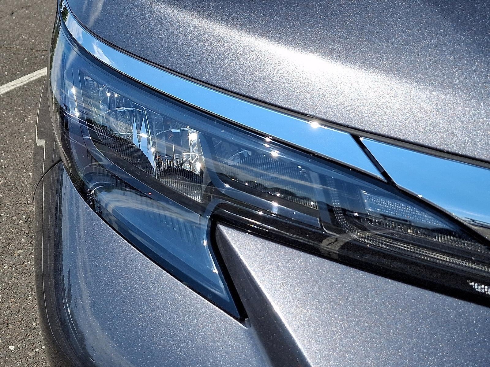 2025 Toyota Sienna XLE AWD 7-Passenger (Natl)