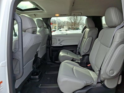 2025 Toyota Sienna XLE AWD 7-Passenger (Natl)