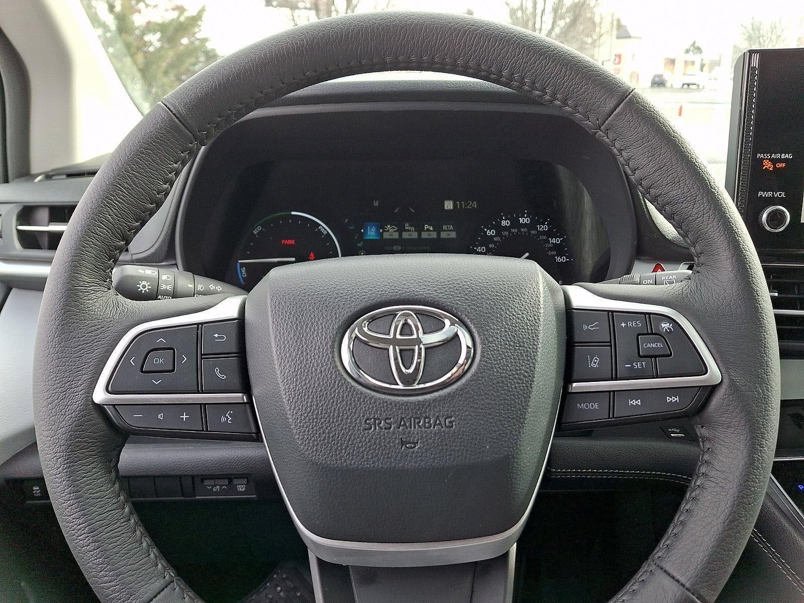 2025 Toyota Sienna XLE AWD 7-Passenger (Natl)