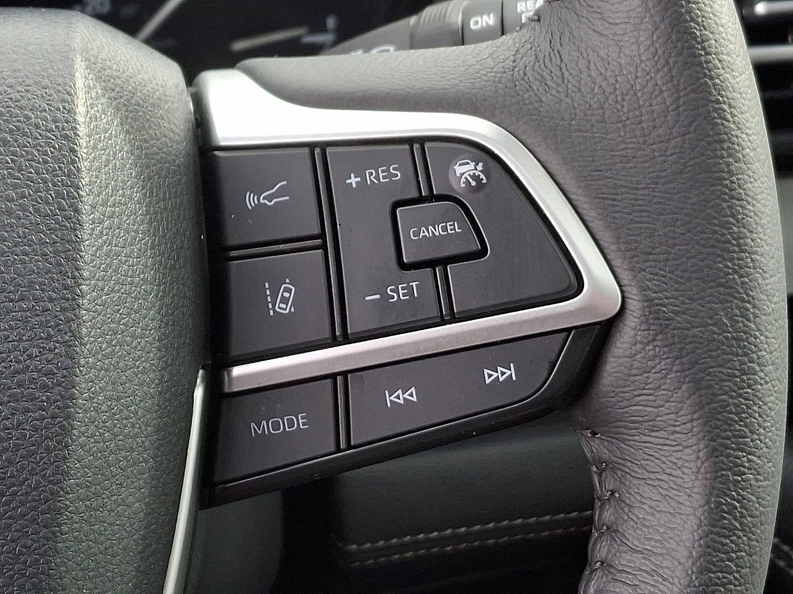 2025 Toyota Sienna XLE AWD 7-Passenger (Natl)