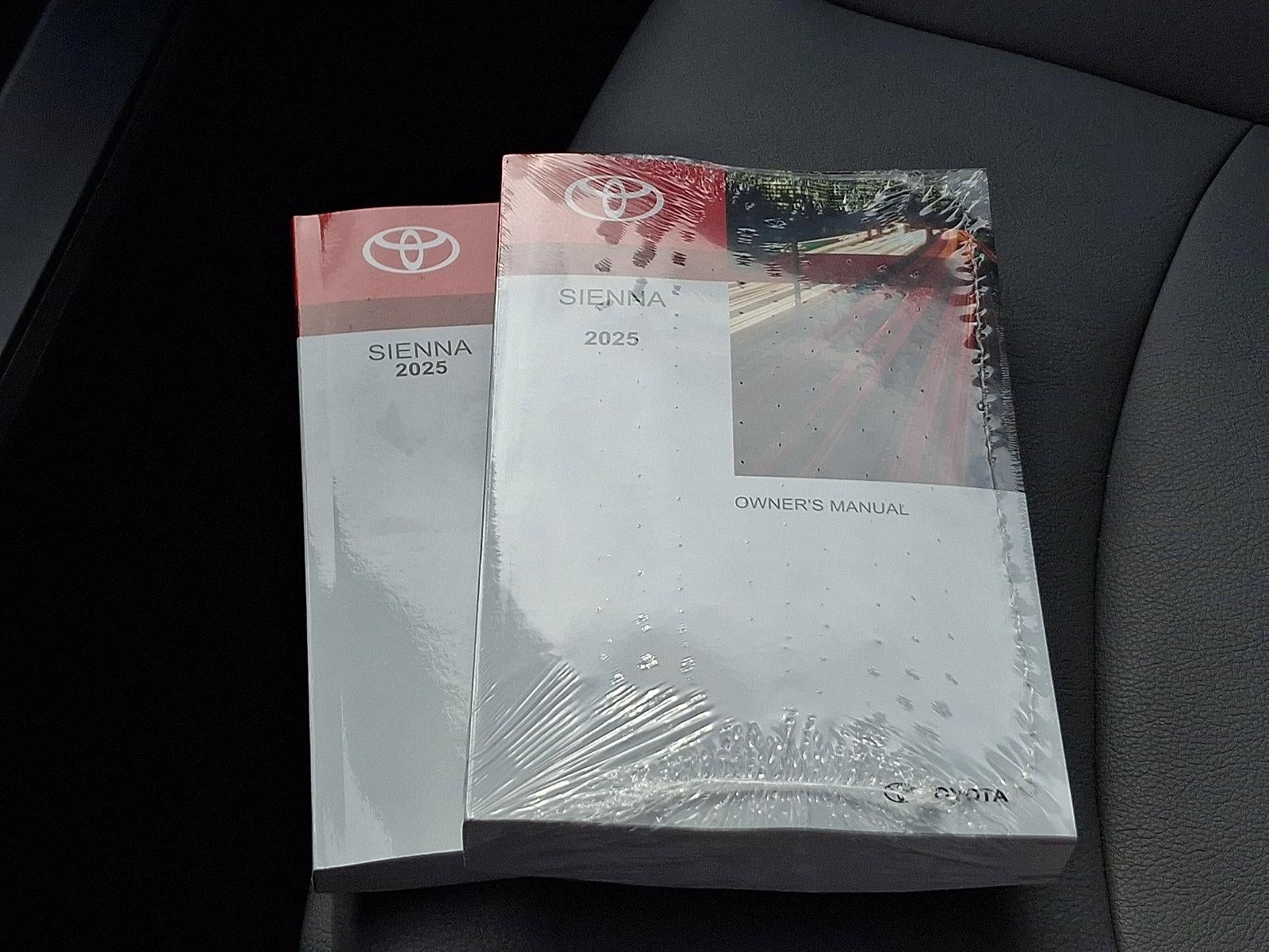 2025 Toyota Sienna XLE AWD 7-Passenger (Natl)