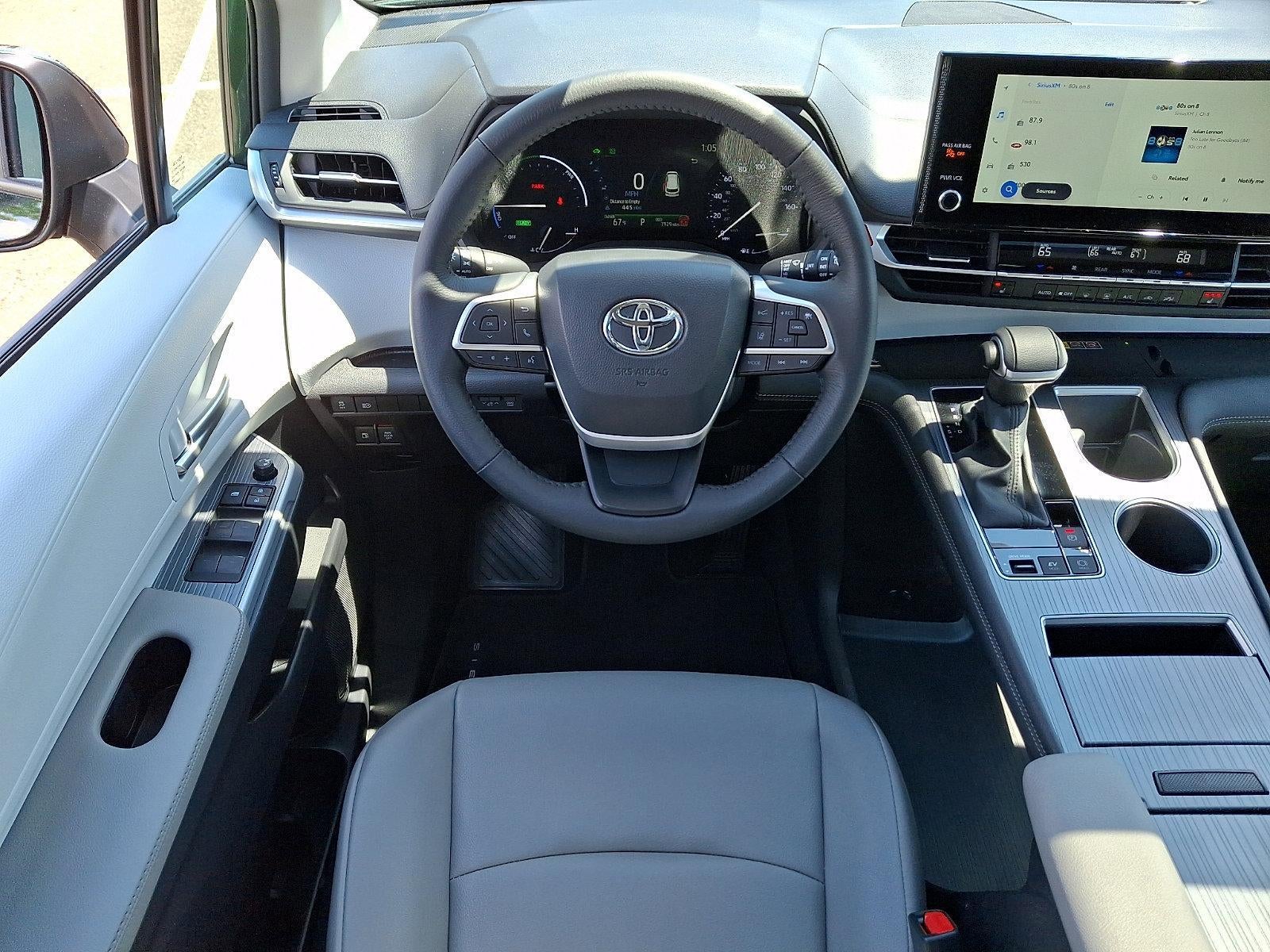 2025 Toyota Sienna XLE AWD 7-Passenger (Natl)