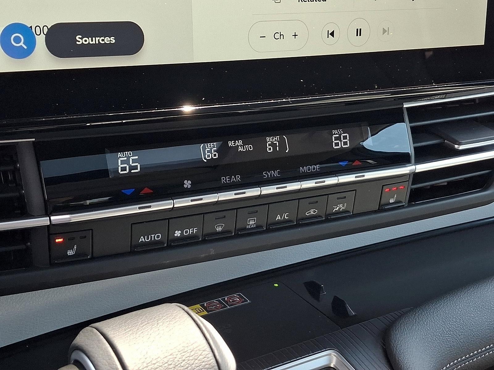 2025 Toyota Sienna XLE AWD 7-Passenger (Natl)