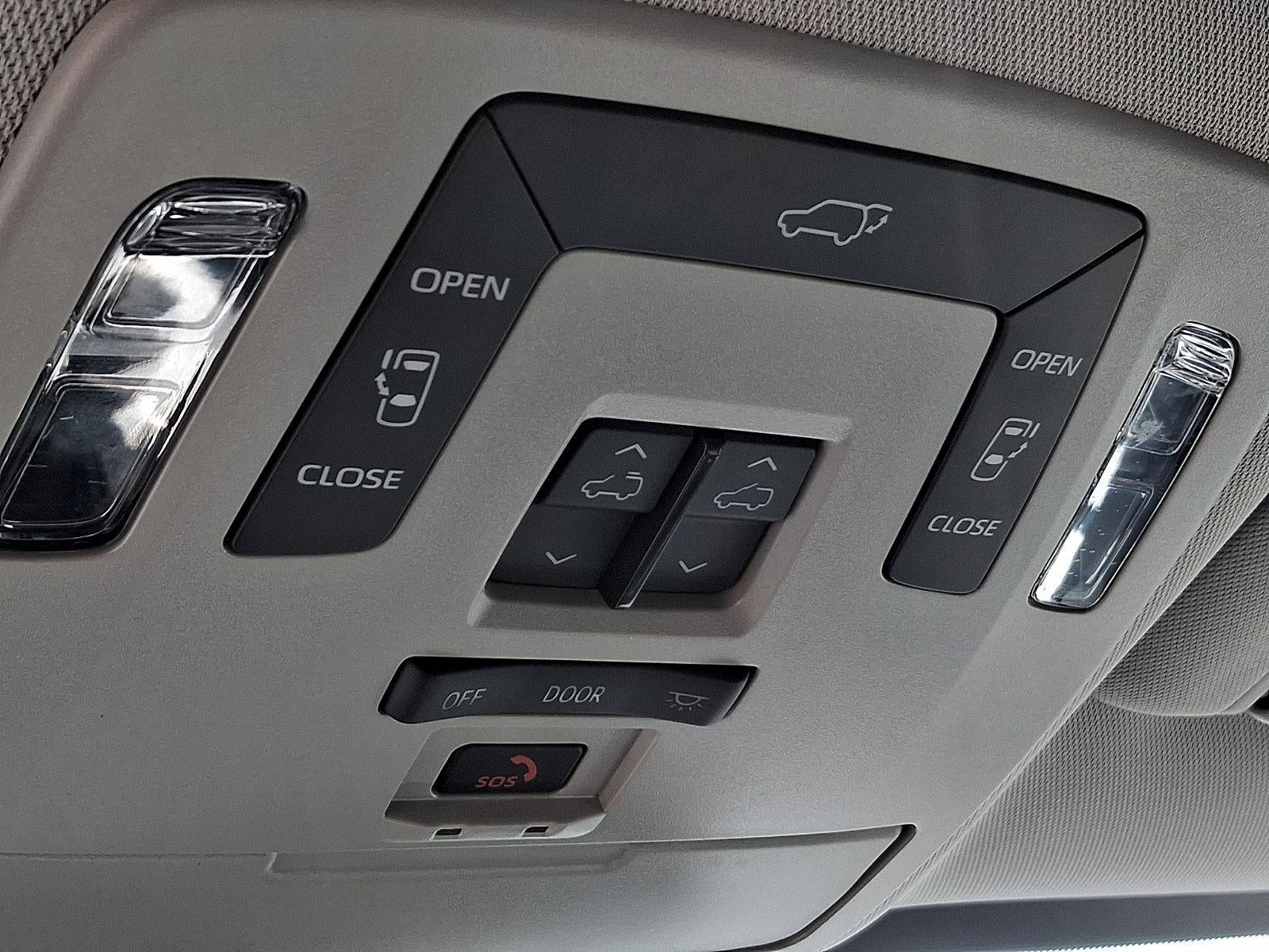 2025 Toyota Sienna XLE AWD 7-Passenger (Natl)