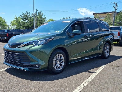 2025 Toyota Sienna XLE AWD 7-Passenger (Natl)