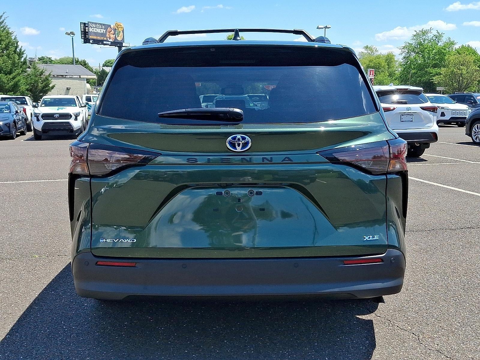 2025 Toyota Sienna XLE AWD 7-Passenger (Natl)