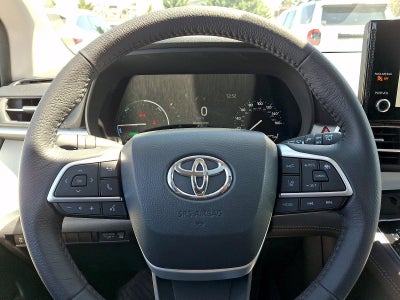 2025 Toyota Sienna XLE AWD 7-Passenger (Natl)