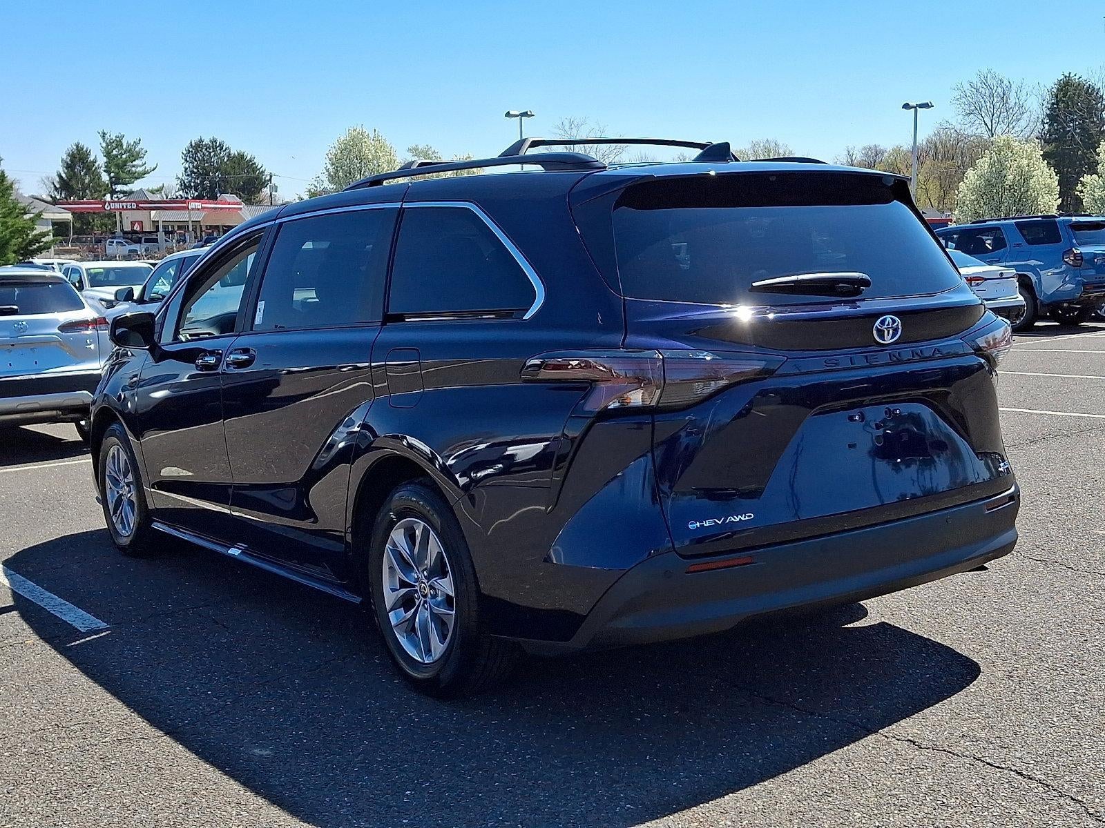 2025 Toyota Sienna XLE AWD 7-Passenger (Natl)