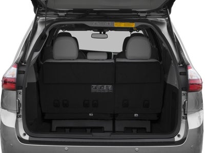 2017 Toyota Sienna XLE Premium FWD 8-Passenger (Natl)