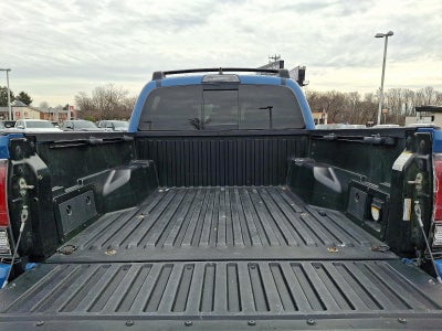 2018 Toyota Tacoma TRD Pro Double Cab 5' Bed V6 4x4 AT (Natl)