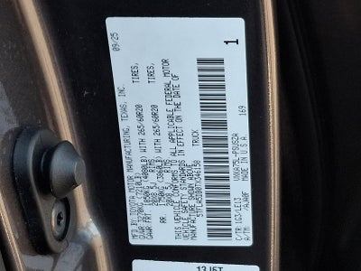 2026 Toyota Tundra 4WD 4WD SR5 CrewMax 5.5' Bed (SE)