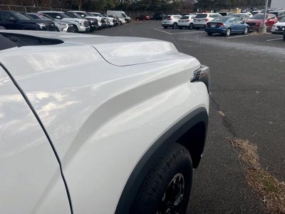 2022 Toyota Tundra 4WD 4WD SR5 CrewMax 5.5' Bed (SE)