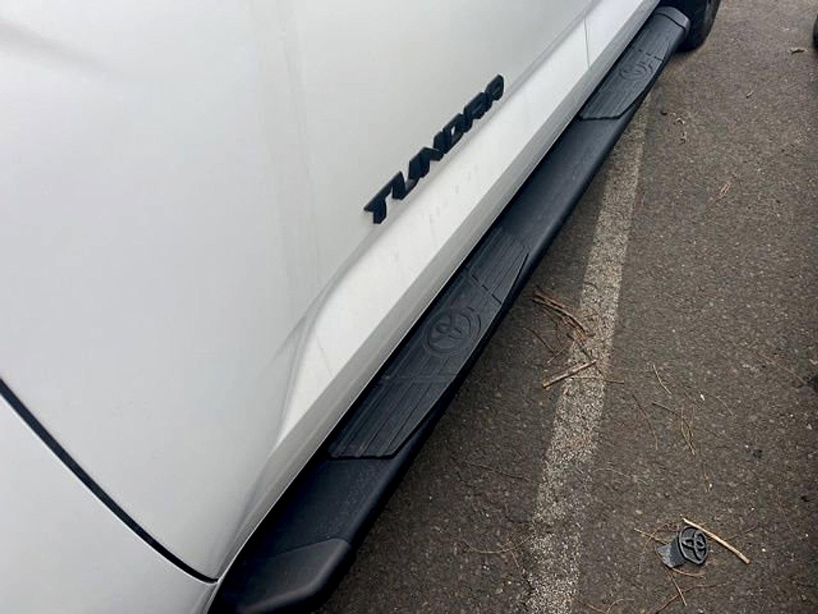 2022 Toyota Tundra 4WD 4WD SR5 CrewMax 5.5' Bed (SE)