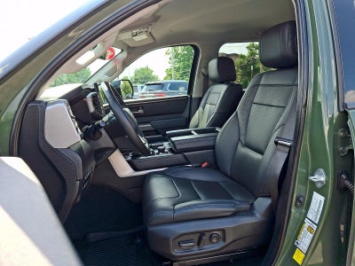 2023 Toyota Tundra 4WD 4WD SR5 CrewMax 5.5' Bed (SE)