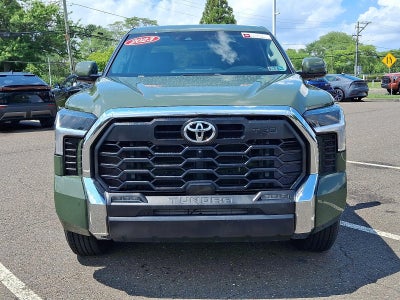 2023 Toyota Tundra 4WD 4WD SR5 CrewMax 5.5' Bed (SE)