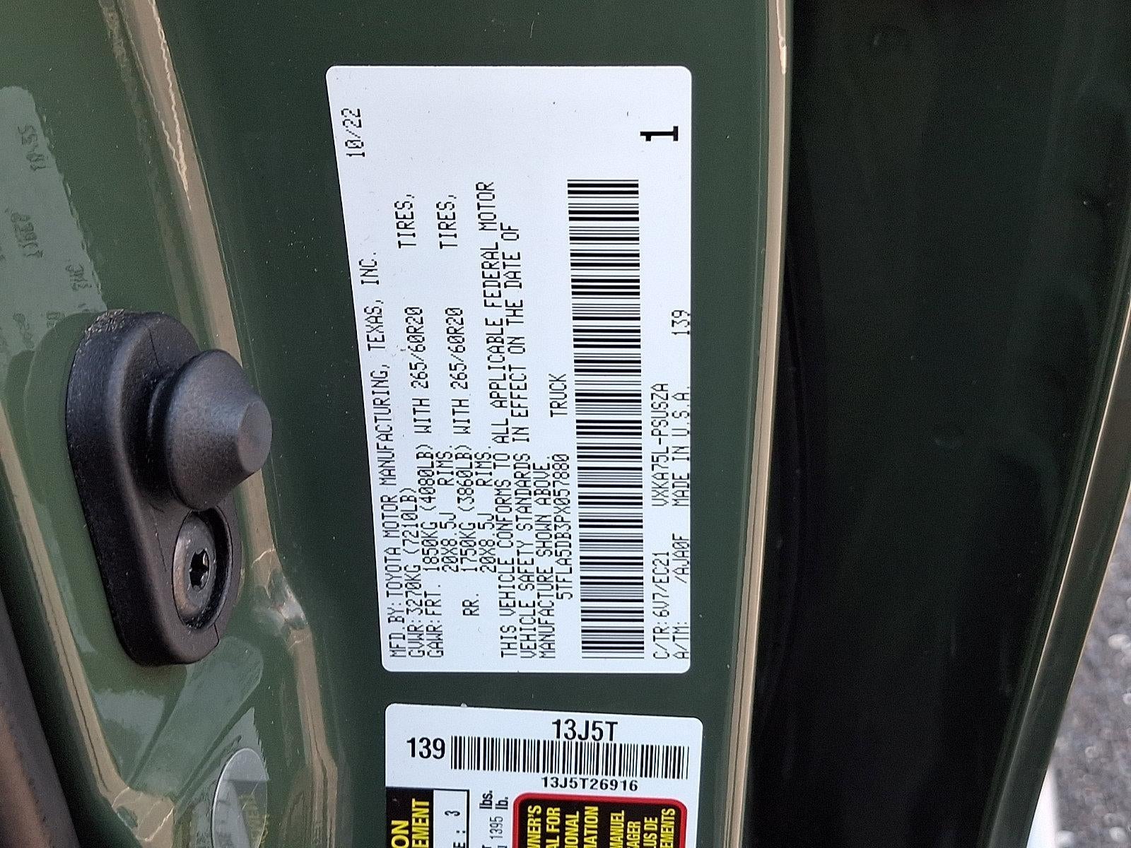 2023 Toyota Tundra 4WD 4WD SR5 CrewMax 5.5' Bed (SE)