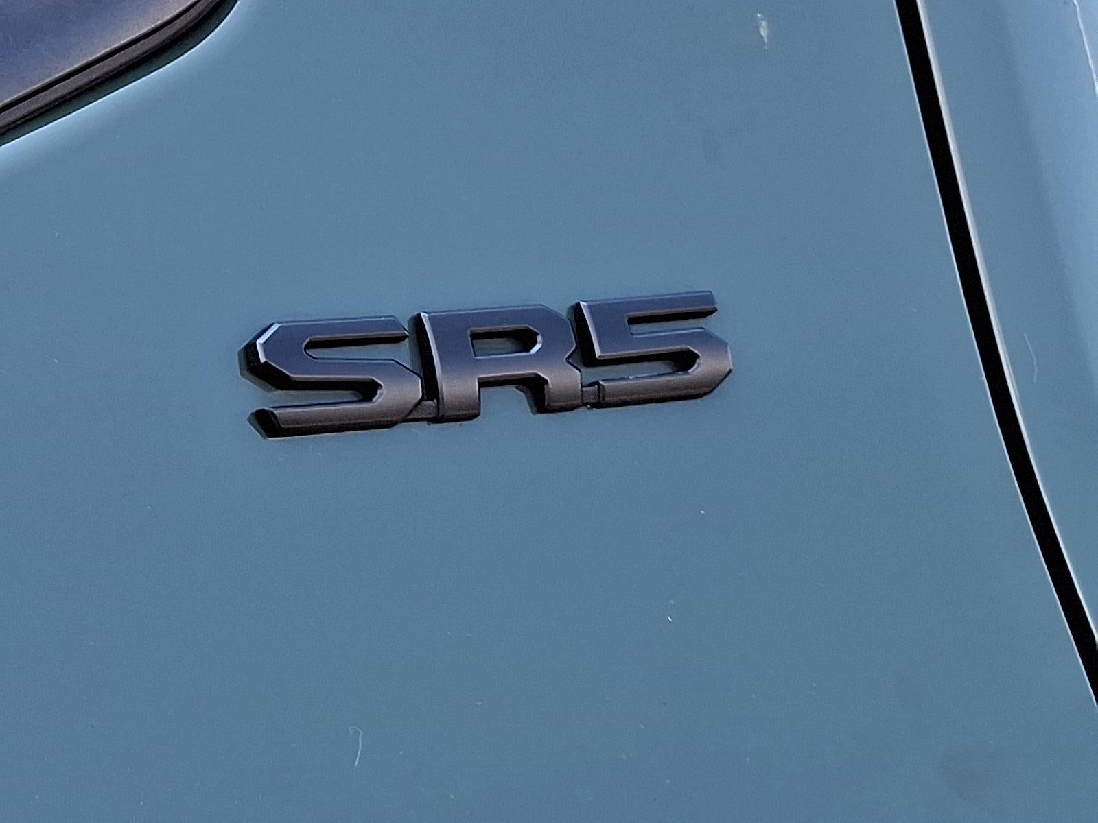 2023 Toyota Tundra 4WD 4WD SR5 CrewMax 5.5' Bed (SE)