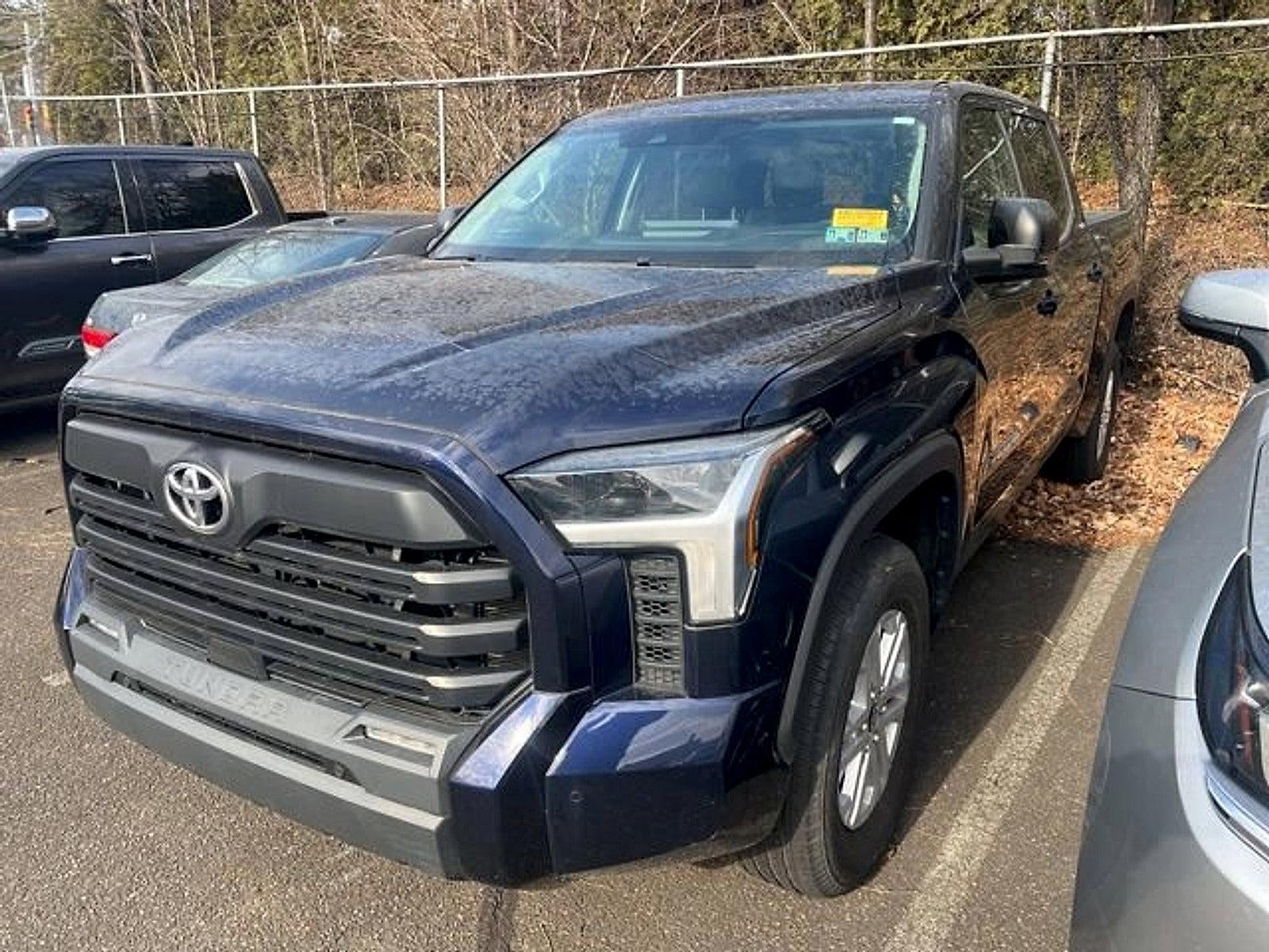 2023 Toyota Tundra 4WD 4WD SR5 CrewMax 5.5' Bed (SE)