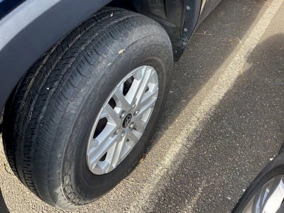 2023 Toyota Tundra 4WD 4WD SR5 CrewMax 5.5' Bed (SE)