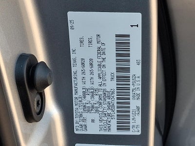 2026 Toyota Tundra 4WD 4WD SR5 CrewMax 5.5' Bed (SE)