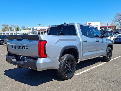 2026 Toyota Tundra 4WD 4WD SR5 CrewMax 5.5' Bed (SE)