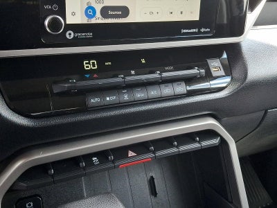 2023 Toyota Tundra 4WD 4WD SR5 CrewMax 5.5' Bed (SE)