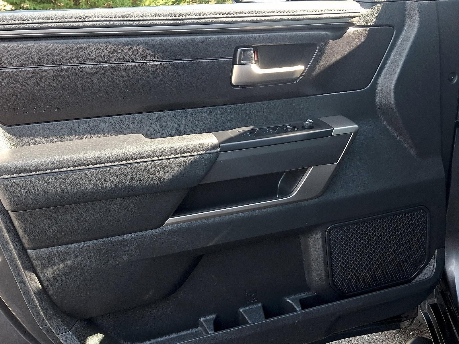 2024 Toyota Tundra 4WD 4WD SR5 CrewMax 5.5' Bed (Natl)