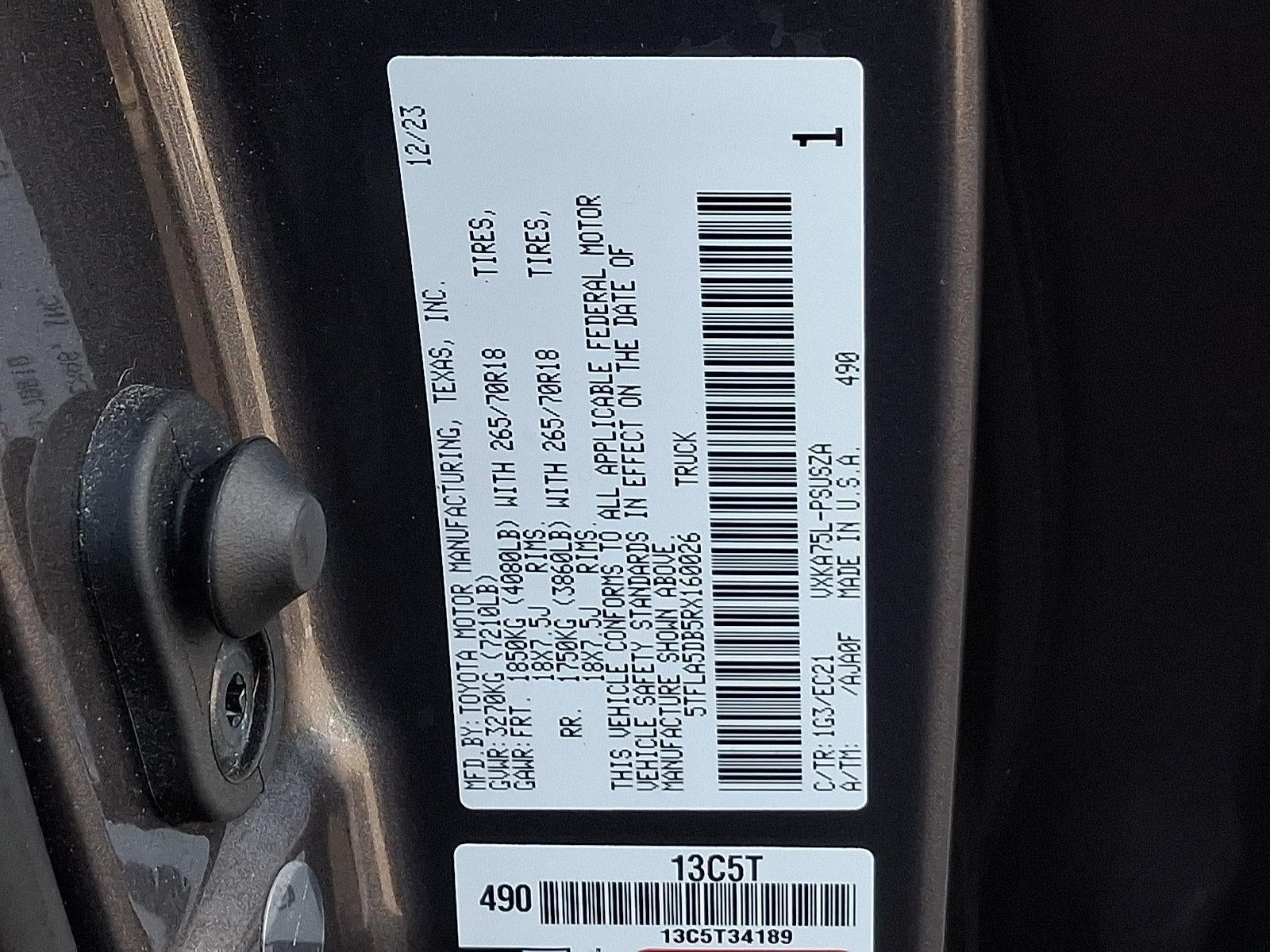 2024 Toyota Tundra 4WD 4WD SR5 CrewMax 5.5' Bed (Natl)