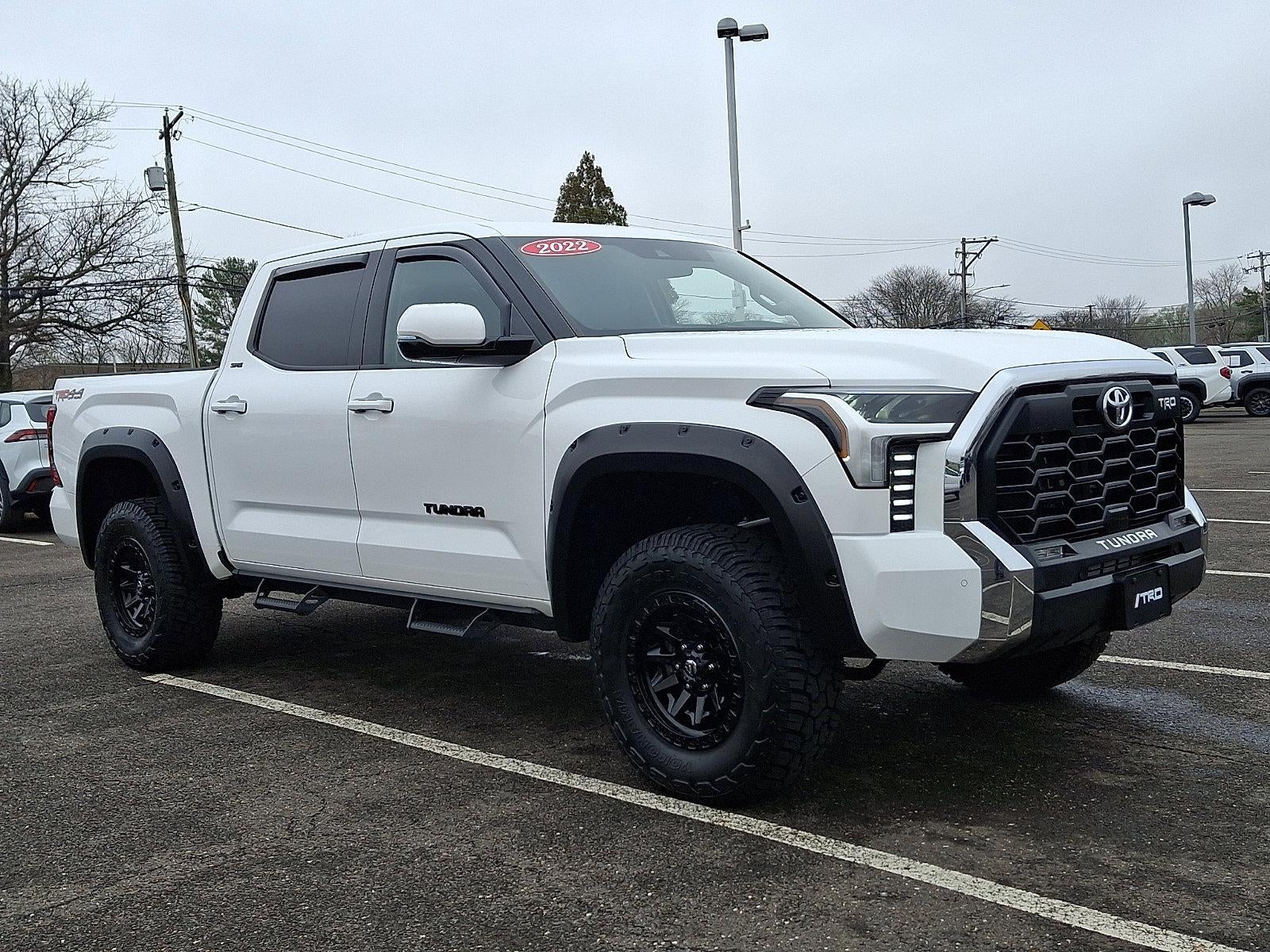 2022 Toyota Tundra 4WD 4WD SR5 CrewMax 5.5' Bed (SE)