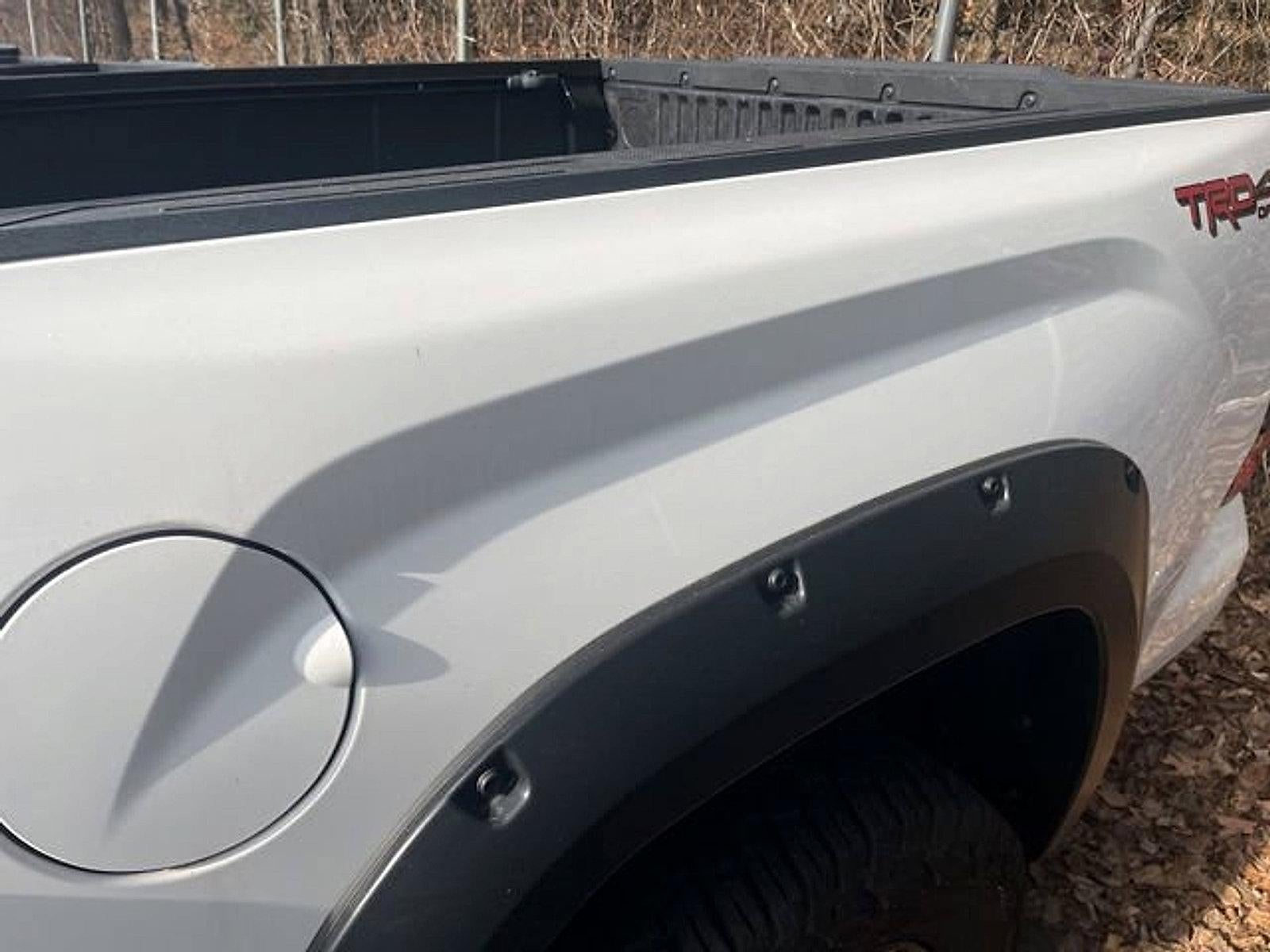 2022 Toyota Tundra 4WD 4WD SR5 CrewMax 5.5' Bed (SE)