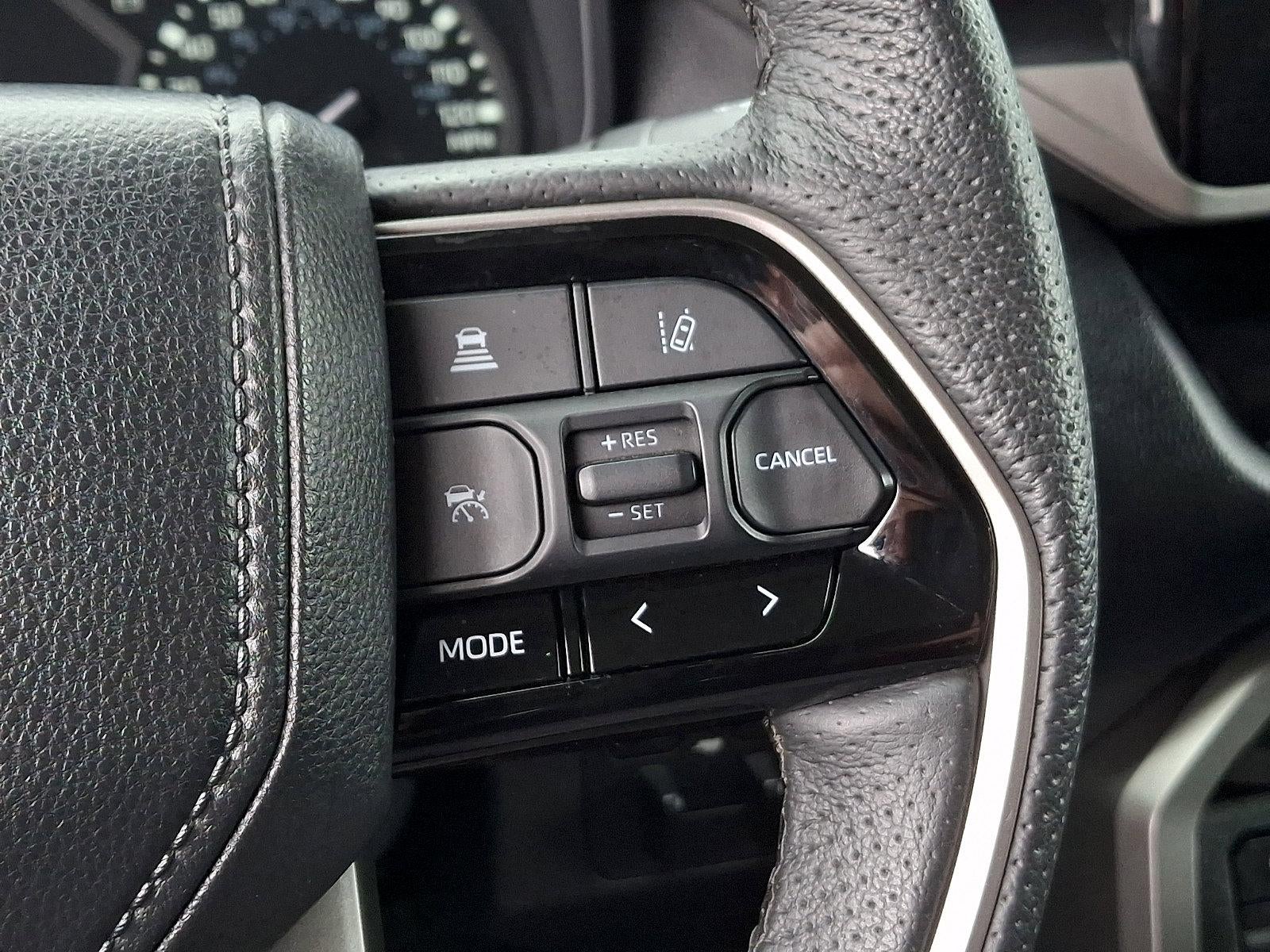 2022 Toyota Tundra 4WD 4WD SR5 CrewMax 5.5' Bed (SE)