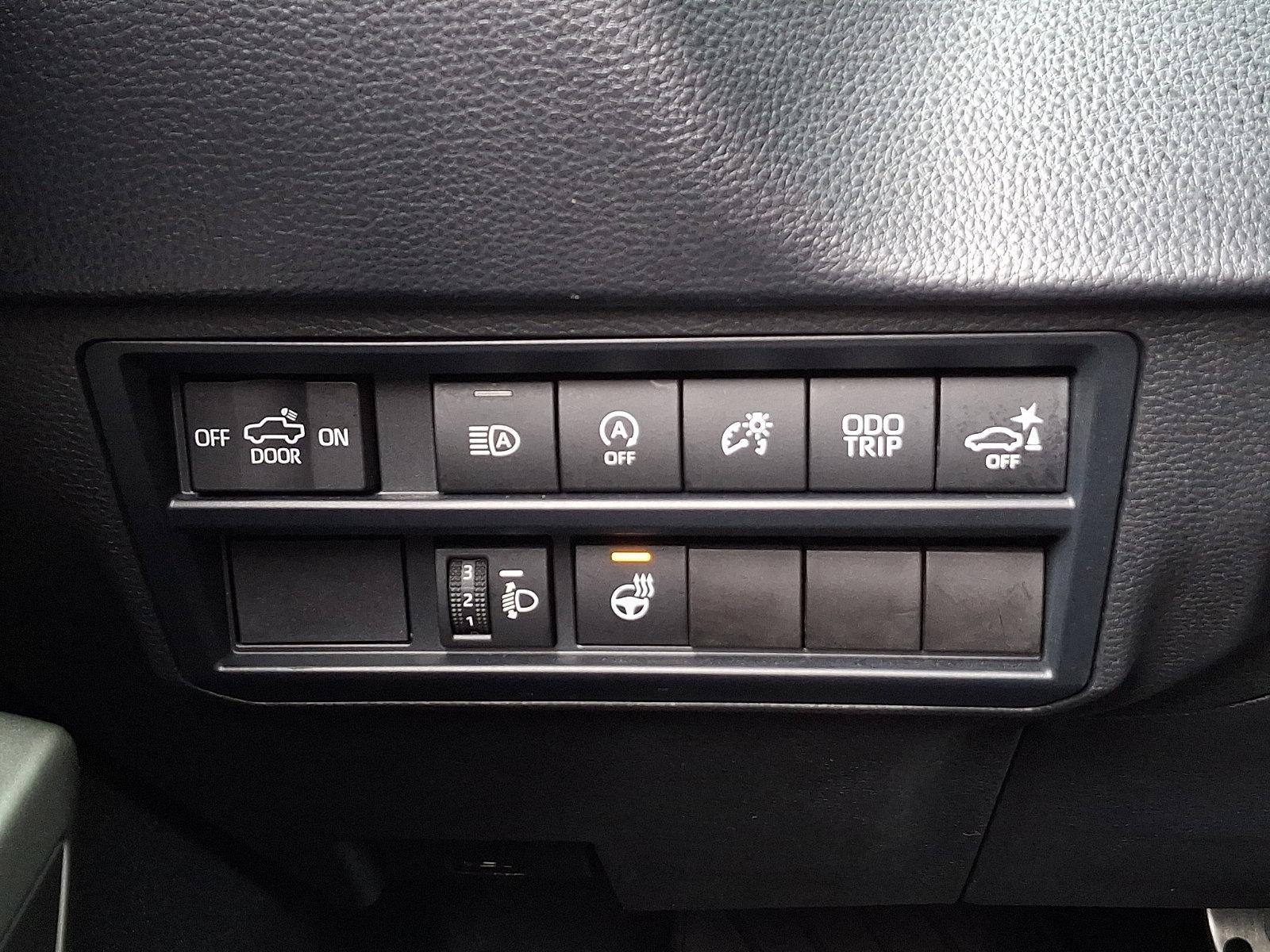 2022 Toyota Tundra 4WD 4WD SR5 CrewMax 5.5' Bed (SE)