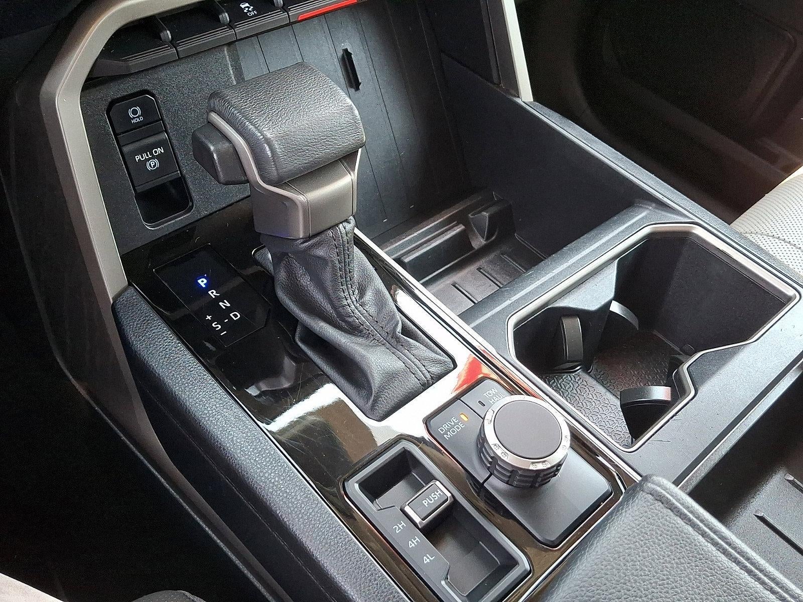 2023 Toyota Tundra 4WD 4WD SR5 CrewMax 5.5' Bed (Natl)