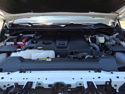 2023 Toyota Tundra 4WD 4WD SR5 CrewMax 5.5' Bed (Natl)