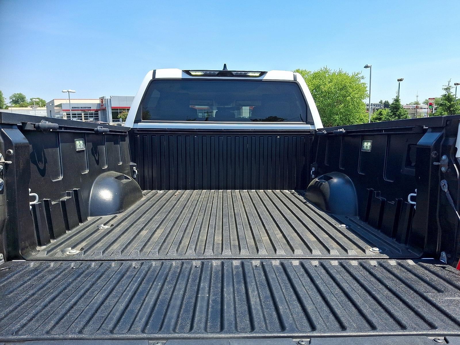 2023 Toyota Tundra 4WD 4WD SR5 CrewMax 5.5' Bed (Natl)