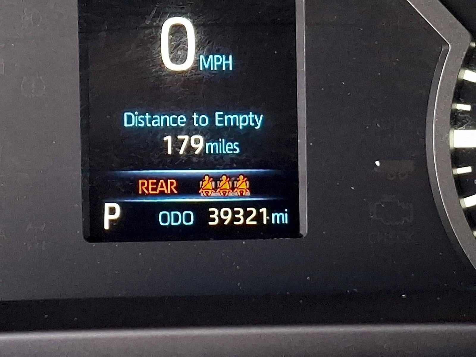 2023 Toyota Tundra 4WD 4WD SR5 CrewMax 5.5' Bed (Natl)